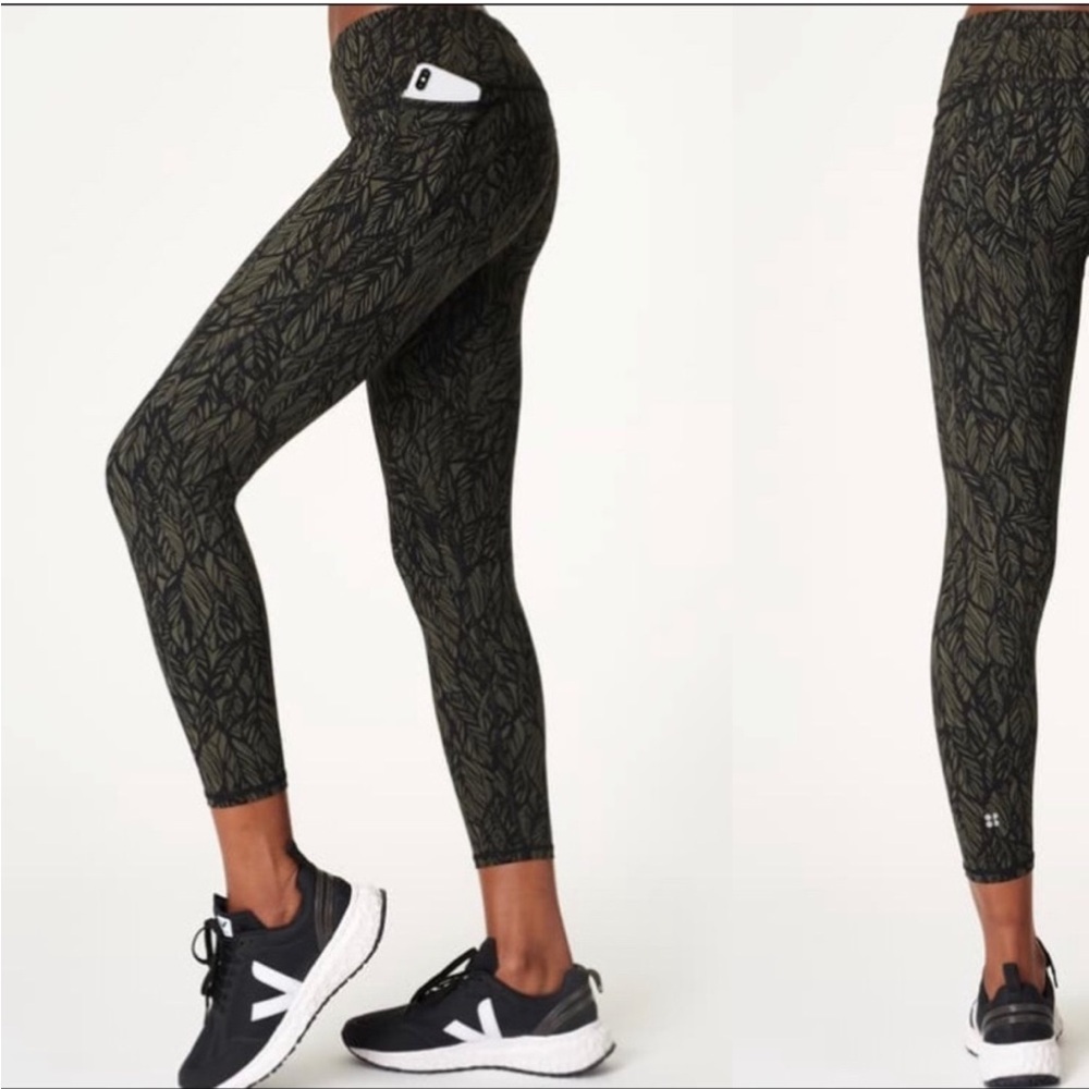 • Sweaty Betty • Power Leggings Full Length Leaf Print
Black & Green XXS